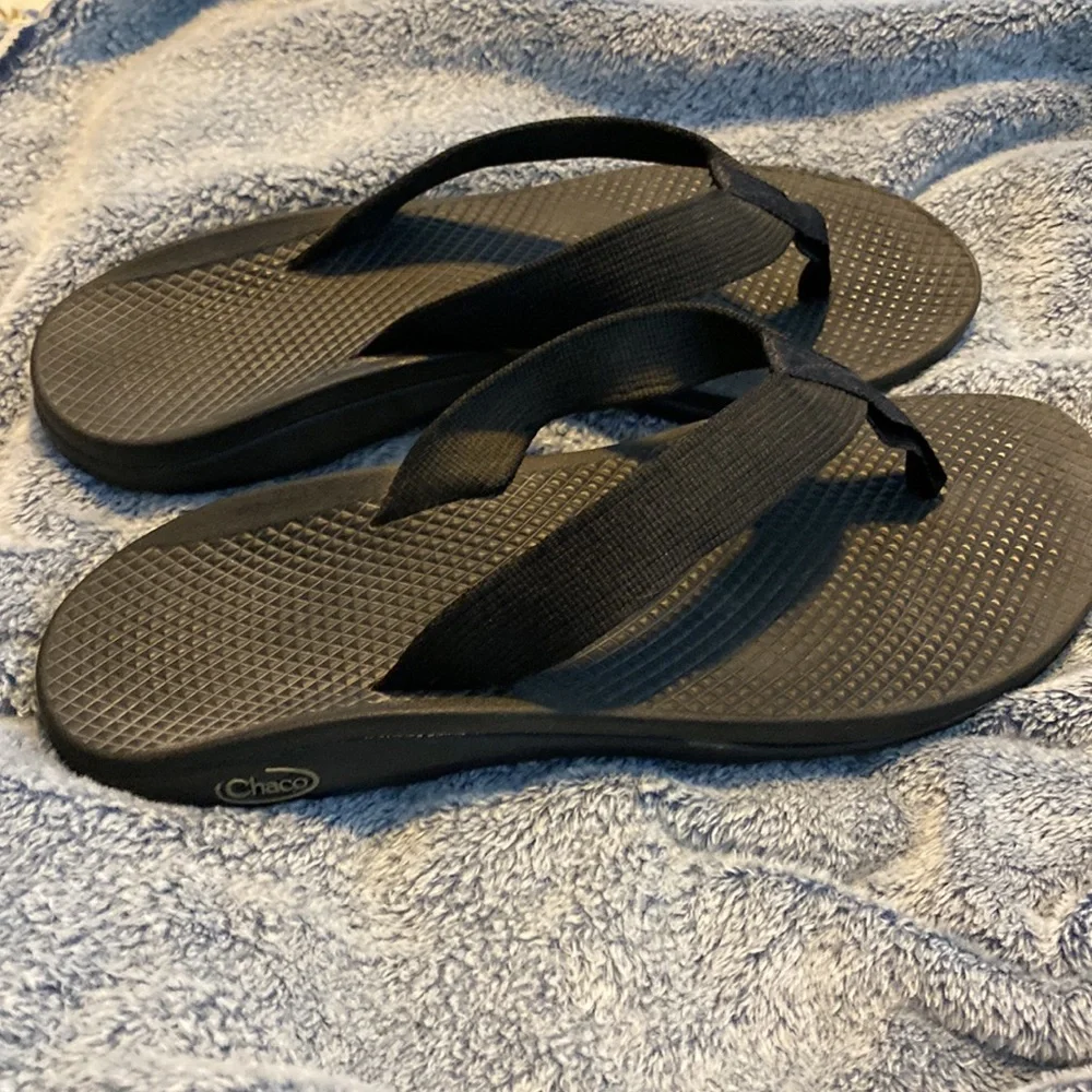 Chaco flip flops - Picture 2 of 5